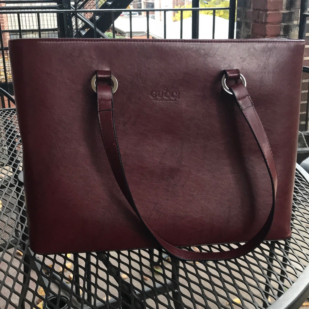 Dark red tote bag